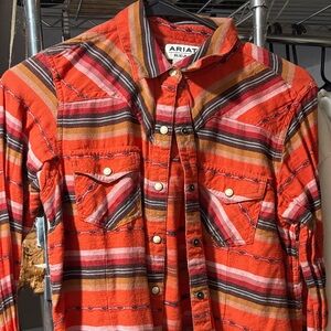 Ariat Women’s Aztec Print Button Down Shirt
